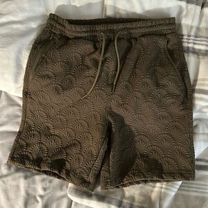 Casual short L size